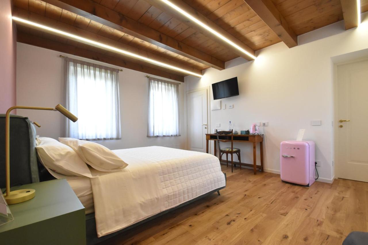 Residenza Vesentini Bed & Breakfast Pastrengo Luaran gambar