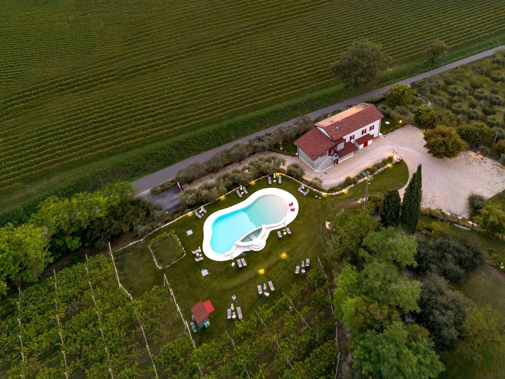 Residenza Vesentini Bed & Breakfast Pastrengo Luaran gambar