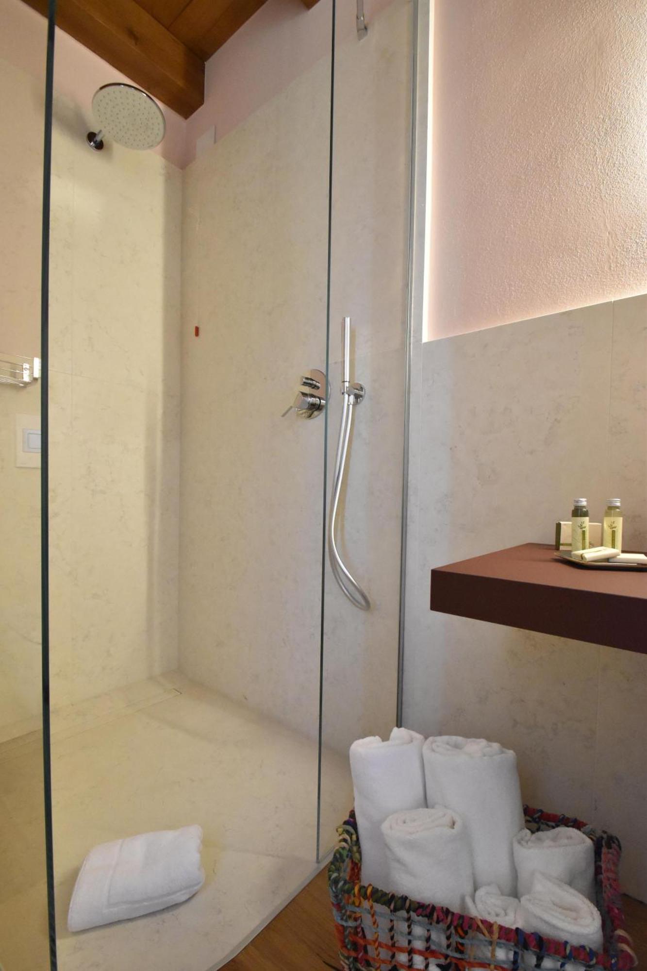 Residenza Vesentini Bed & Breakfast Pastrengo Luaran gambar